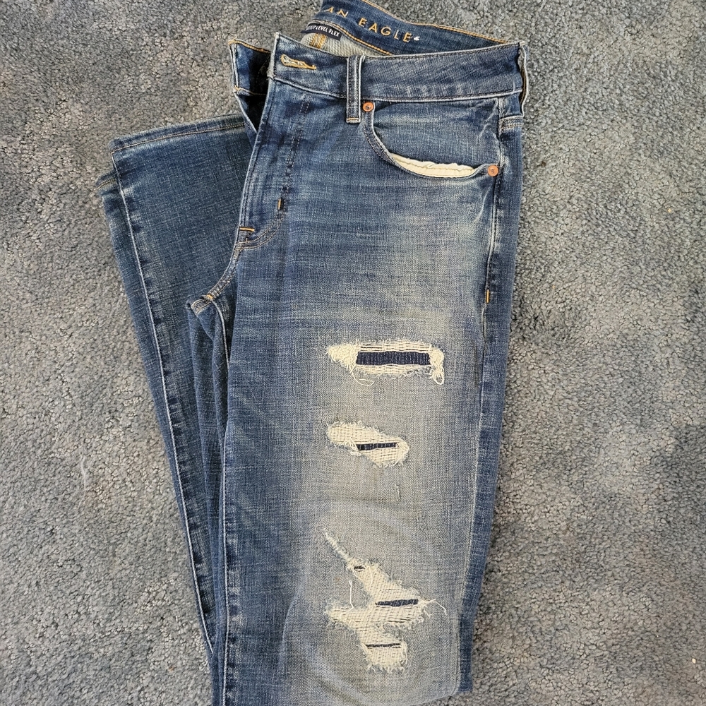 American Eagle Distressed Jeans - NEVER WORN